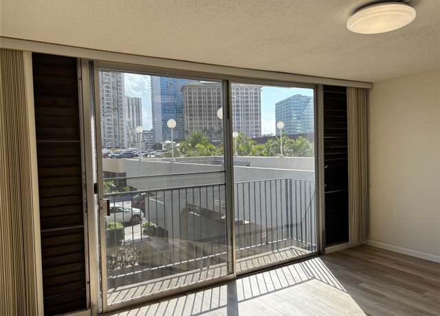 Property at 1650 Kanunu St #209, Honolulu, HI 96814, 1 bath
