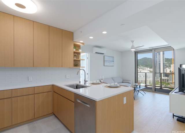 Property at 1388 Kapiolani Blvd #2011, Honolulu, HI 96814, 2 beds, 2 baths