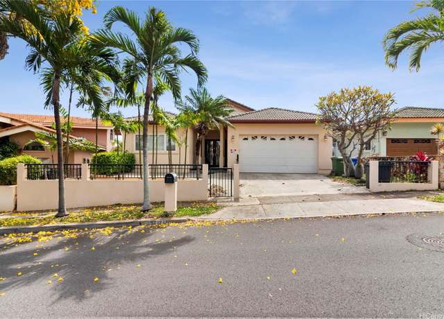 Property at 92-1277 Hauone St, Kapolei, HI 96707, 5 beds, 3 baths