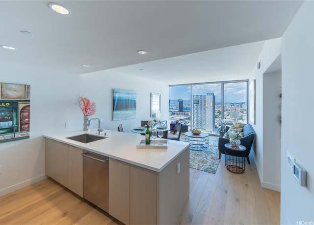 Property at 1001 Queen St #3113, Honolulu, HI 96814, 1 bed, 1 bath