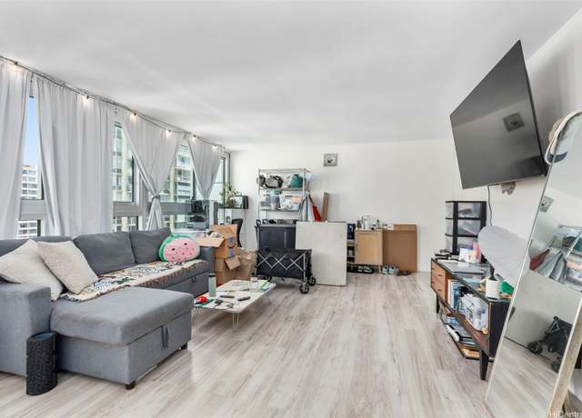 Property at 2421 Tusitala St #803, Honolulu, HI 96815, 1 bed, 1 bath
