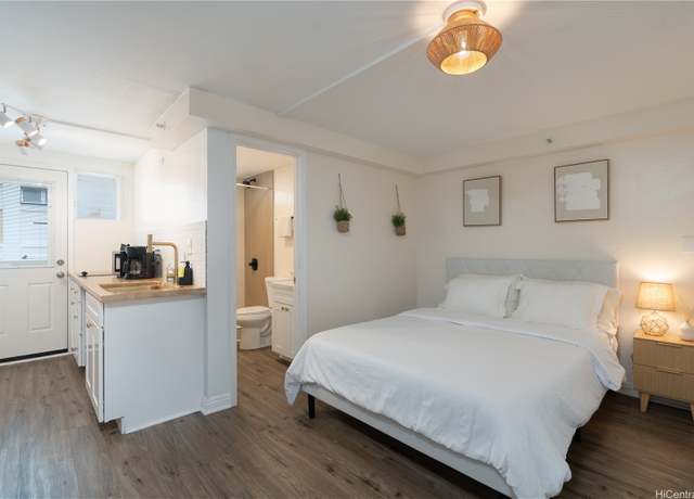Property at 2463 Kuhio St #1201, Honolulu, HI 96815, 2 beds, 1 bath