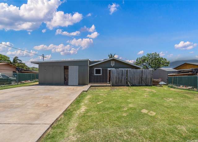 Property at 613 Kalakaua St, Wailuku, HI 96793, 4 beds, 2 baths