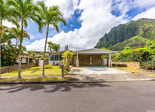Property at 46-438 Makena St, Kaneohe, HI 96744, 4 beds, 2 baths