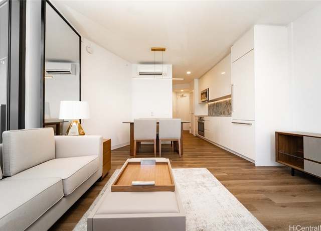 Property at 987 Queen St #1917, Honolulu, HI 96814, 1 bed, 1 bath