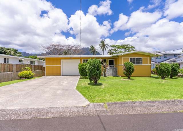 Property at 45-313 Nakuluai St, Kaneohe, HI 96744, 3 beds, 2 baths