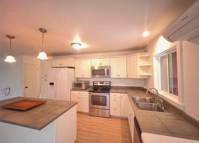 Property at 58-145 Mamao St, Haleiwa, HI 96712, 4 beds, 2 baths