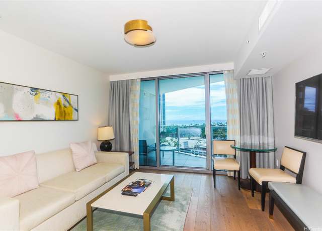 Property at 2139 Kuhio Ave #1207, Honolulu, HI 96815, 1 bath