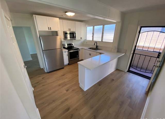 Property at 904 Lunalilo St #17, Honolulu, HI 96822, 3 beds, 2 baths