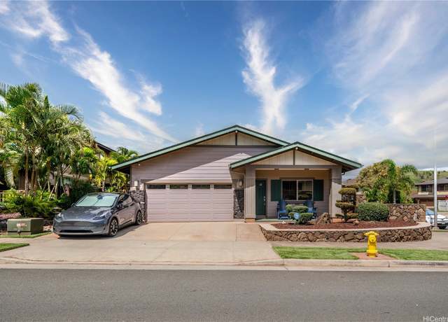 Property at 92-1456 Punawainui St, Kapolei, HI 96707, 3 beds, 2.5 baths