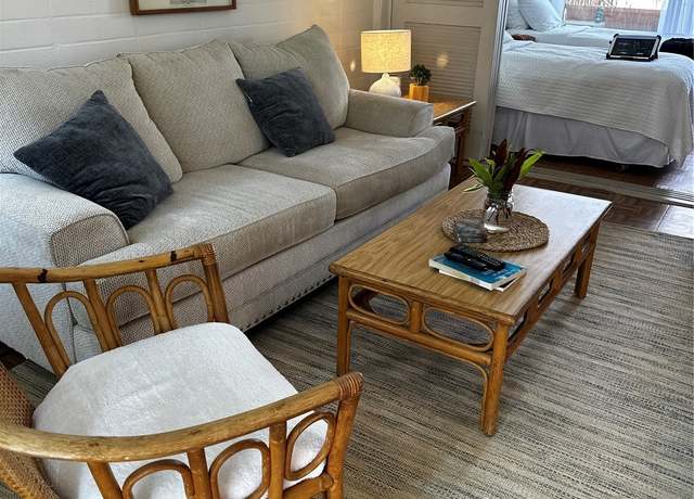 Property at 417 Nohonani St #302, Honolulu, HI 96815, 1 bed, 1 bath