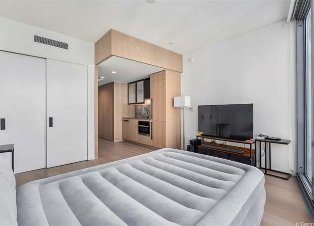 Property at 1000 Auahi St #733, Honolulu, HI 96814, 1 bath