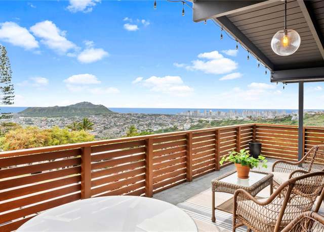 Property at 1808 Halekoa Dr, Honolulu, HI 96821, 4 beds, 4 baths