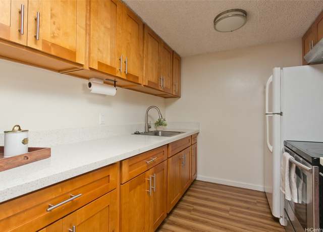 Property at 2334 Kapiolani Blvd #301, Honolulu, HI 96826, 3 beds, 2 baths