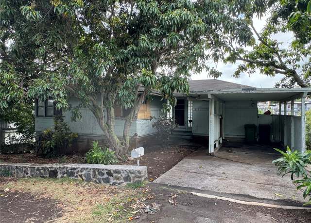 Property at 1912 Aupuni St, Honolulu, HI 96817, 3 beds, 2 baths
