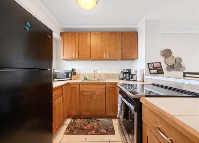 Property at 1909 Ala Wai Blvd #1409, Honolulu, HI 96815, 2 beds, 1 bath