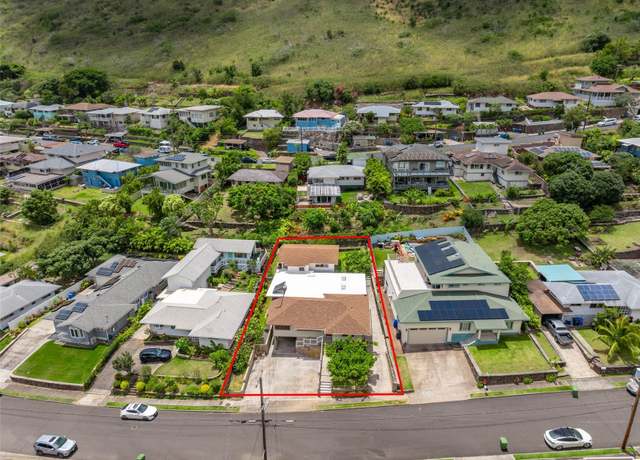 Property at 854 Hao St, Honolulu, HI 96821, 5 beds, 2 baths