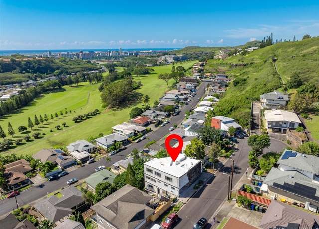 Property at 1413 Ala Iolani St, Honolulu, HI 96819, 6 beds, 4.5 baths