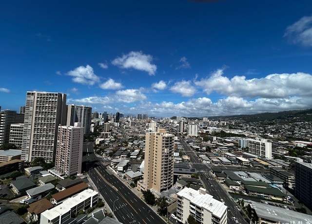 Property at 2499 Kapiolani Blvd #2702, Honolulu, HI 96826, 1 bath