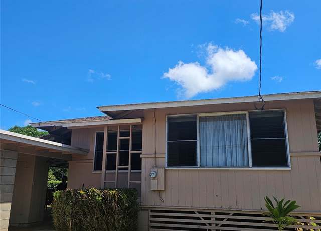 Property at 1457 Noelani St, Pearl City, HI 96782, 3 beds, 1 bath