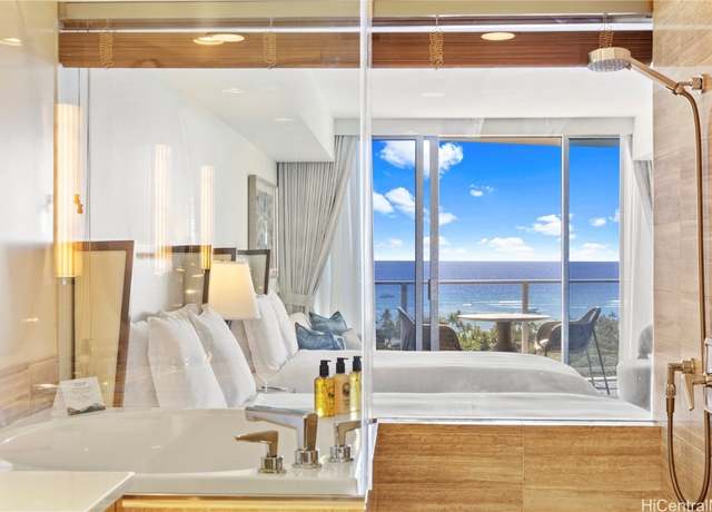 Property at 383 Kalaimoku St #2012, Honolulu, HI 96815, 1 bath