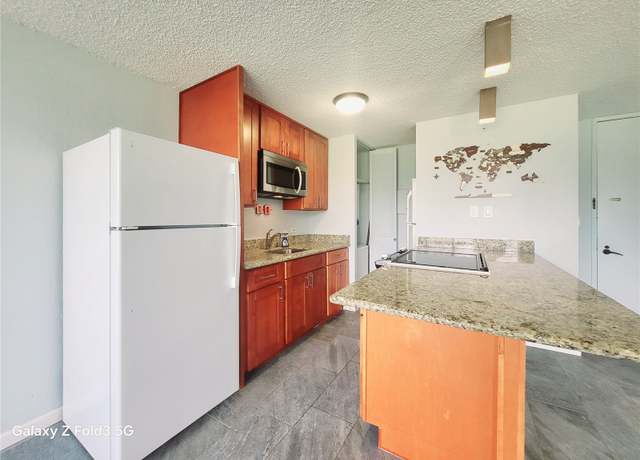 Property at 320 Liliuokalani Ave #1504, Honolulu, HI 96815, 2 beds, 1.5 baths
