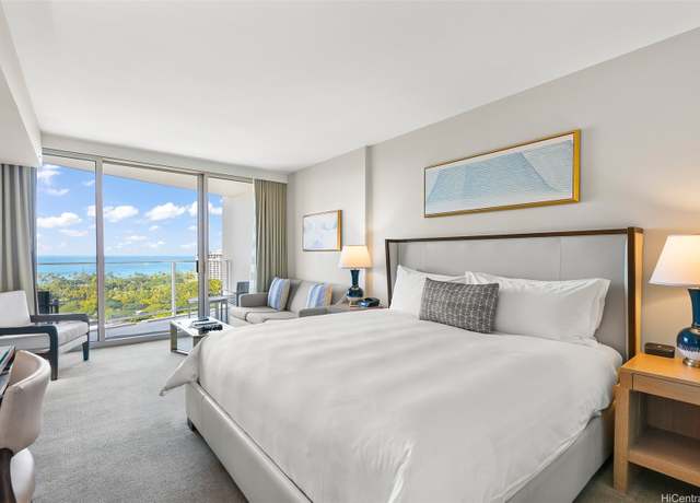 Property at 383 Kalaimoku St Unit E 1814, Honolulu, HI 96815, 1 bath