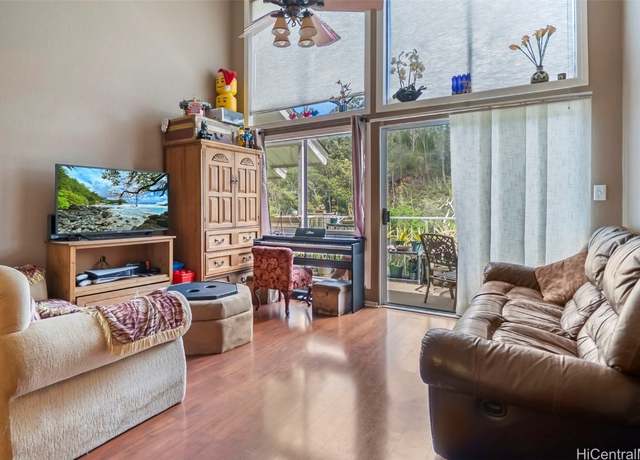 Property at 95-270 Waikalani Dr Unit C303, Mililani, HI 96789, 3 beds, 3 baths
