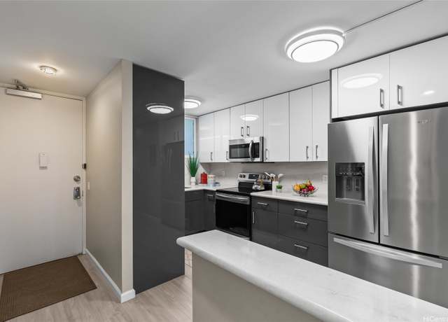 Property at 750 Kaheka St #901, Honolulu, HI 96814, 3 beds, 2 baths
