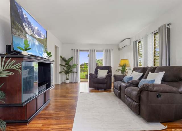 Property at 98-405 Kaonohi St #242, Aiea, HI 96701, 3 beds, 2.5 baths