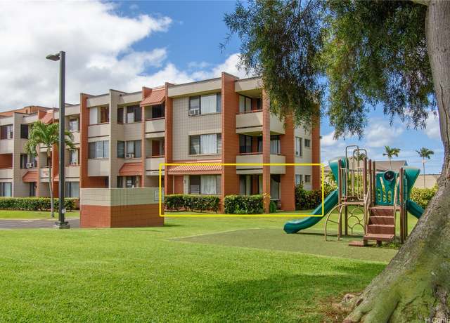 Property at 1107 Acacia Rd #113, Pearl City, HI 96782, 3 beds, 2 baths