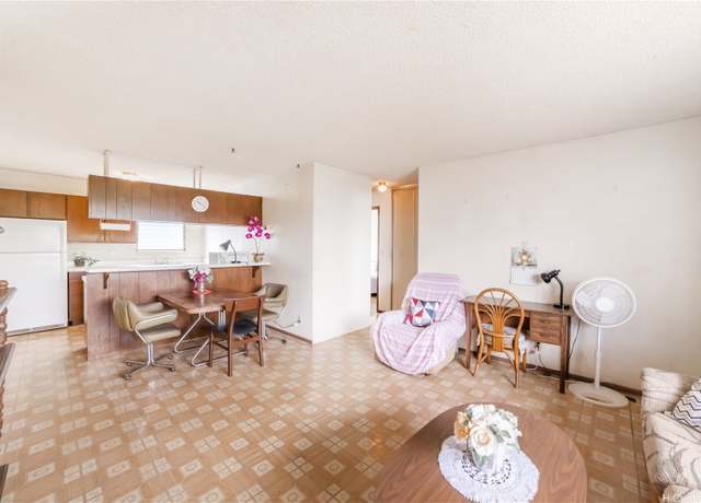 Property at 94-011 Waipahu St Unit D216, Waipahu, HI 96797, 2 beds, 1 bath