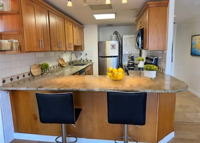 Property at 700 Richards St #907, Honolulu, HI 96813, 1 bed, 1 bath