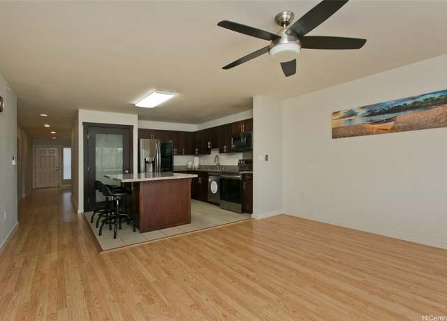Property at 95-60 Waikalani Dr Unit B301, Mililani, HI 96789, 3 beds, 2 baths