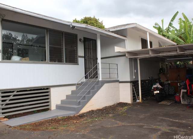 Property at 2018 California Ave, Wahiawa, HI 96786, 3 beds, 1 bath