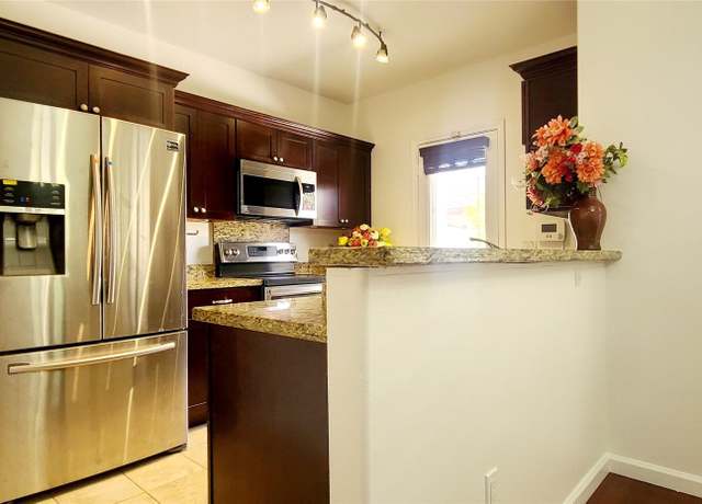 Property at 91-6560 Kapolei Pkwy Unit 3G5, Ewa Beach, HI 96706, 3 beds, 2.5 baths