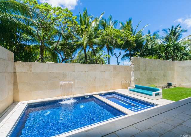 Property at 1118 Ala Moana Blvd #2, Honolulu, HI 96814, 4 beds, 3 baths