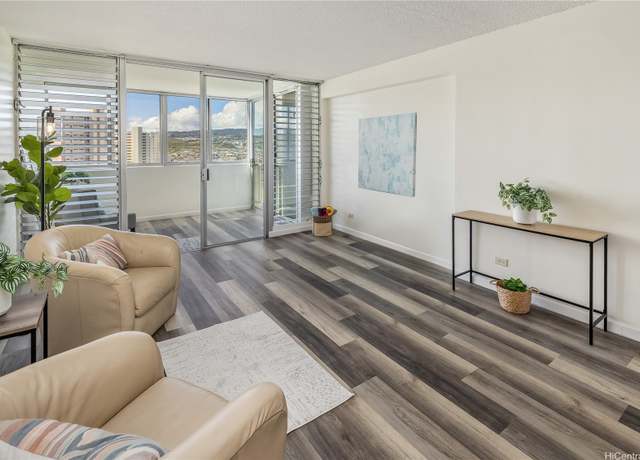 Property at 1031 Ala Napunani St #1002, Honolulu, HI 96818, 2 beds, 1.5 baths