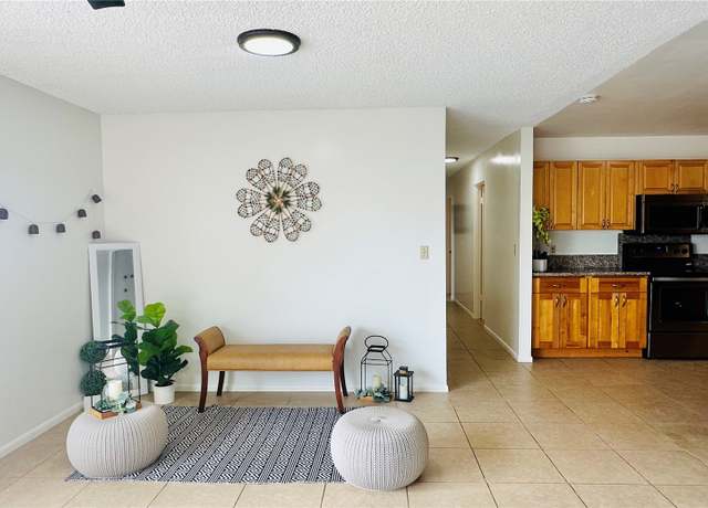 Property at 86-169 Kawili St, Waianae, HI 96792, 6 beds, 3 baths
