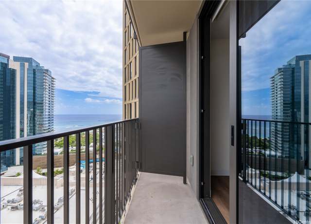 Property at 987 Queen St #2308, Honolulu, HI 96814, 1 bath