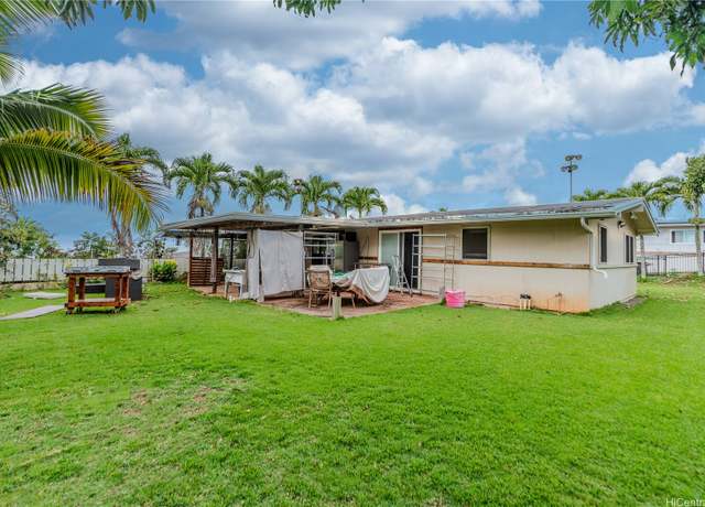 Property at 2227 Apoepoe St, Pearl City, HI 96782, 3 beds, 1.5 baths