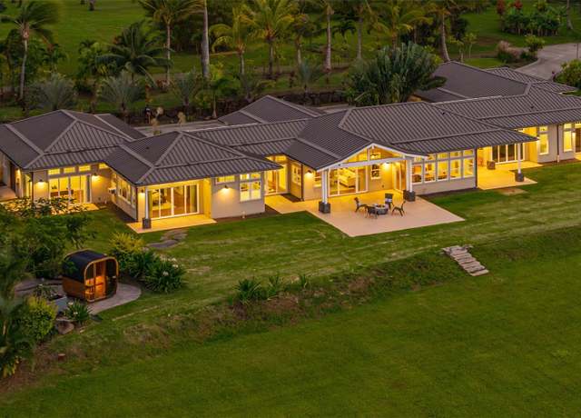 Property at 365 E Kuiaha Rd, Haiku, HI 96708, 4 beds, 5 baths