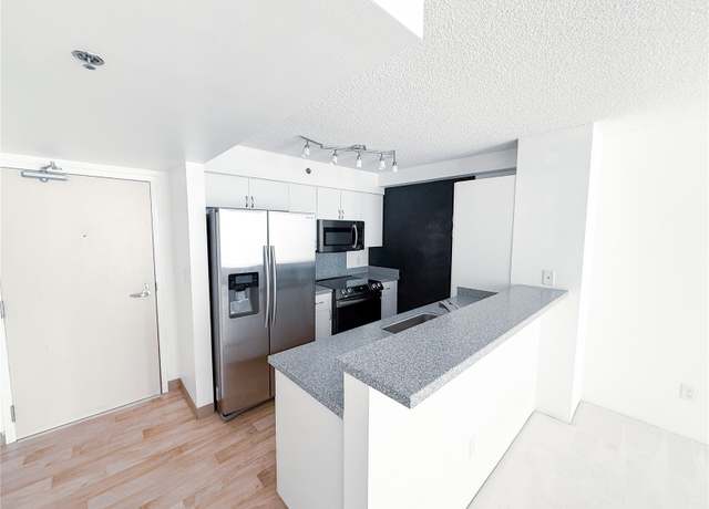 Property at 215 N King St #2205, Honolulu, HI 96817, 1 bed, 1 bath