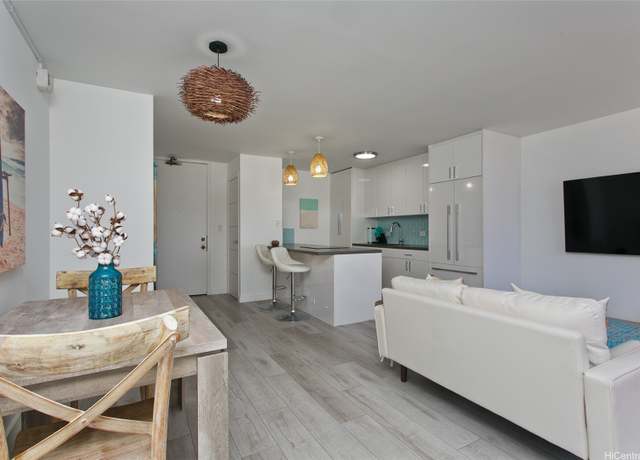 Property at 320 Liliuokalani Ave #602, Honolulu, HI 96815, 2 beds, 1 bath