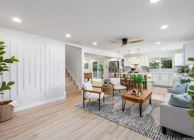 Property at 1237 Nanialii St, Kailua, HI 96734, 4 beds, 3 baths