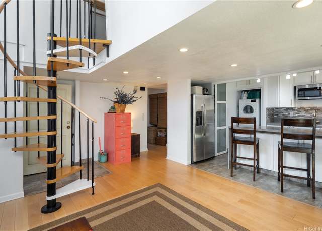 Property at 94-523 Makohilani St #1013, Mililani, HI 96789, 2 beds, 1 bath