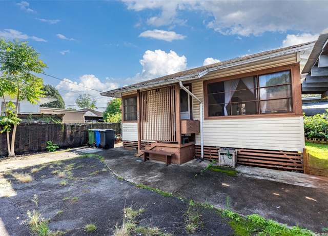 Property at 1281 California Ave #3, Wahiawa, HI 96786, 2 beds, 1 bath