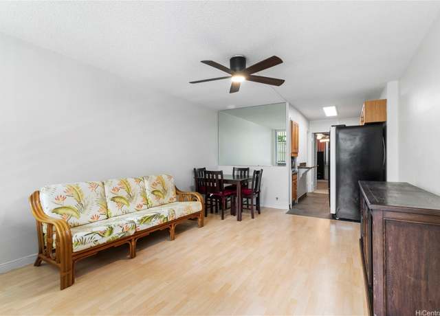 Property at 425 Ena Rd Unit B208, Honolulu, HI 96815, 1 bed, 1 bath
