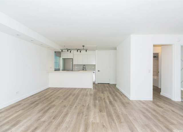 Property at 435 Walina St #304, Honolulu, HI 96815, 1 bed, 1 bath