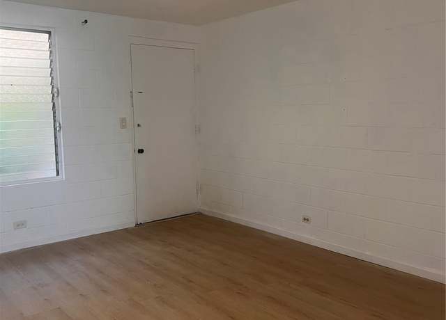 Property at 94-245 Leowahine St #118, Waipahu, HI 96797, 2 beds, 1 bath